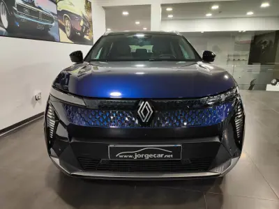 Renault Scénic E-Tech 2024 - 37990 EUR, 9000 km - AUTO.MOTO.pt - 9000km - foto 5 de 57