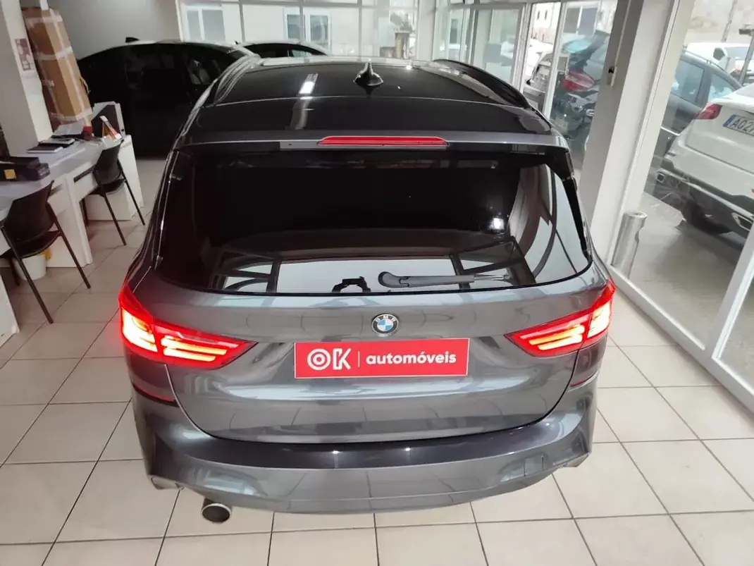 BMW 218 Gran Tourer 2015 - 17250 EUR, 190800 km - AUTO.MOTO.pt - 190800km - foto 8 de 35