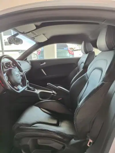 Audi TT Coupé 2009 - 21150 EUR, 115300 km - AUTO.MOTO.pt - 115300km - foto 13 de 35