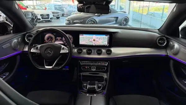 Mercedes-Benz E 220 2018 - 41990 EUR, 92427 km - AUTO.MOTO.pt - 92427km - foto 21 de 34