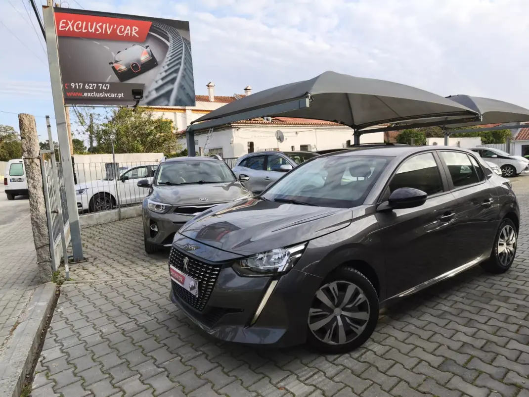 Peugeot 208 2023 - 17900 EUR, 91000 km - AUTO.MOTO.pt - 91000km - foto 1 de 11