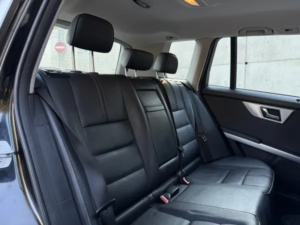Mercedes-Benz GLK 350 2010 — foto 2 de 13