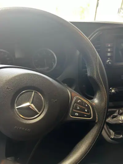 Mercedes-Benz Vito 2021 - 14500 EUR, 160000 km - 160000km - foto 14 de 24