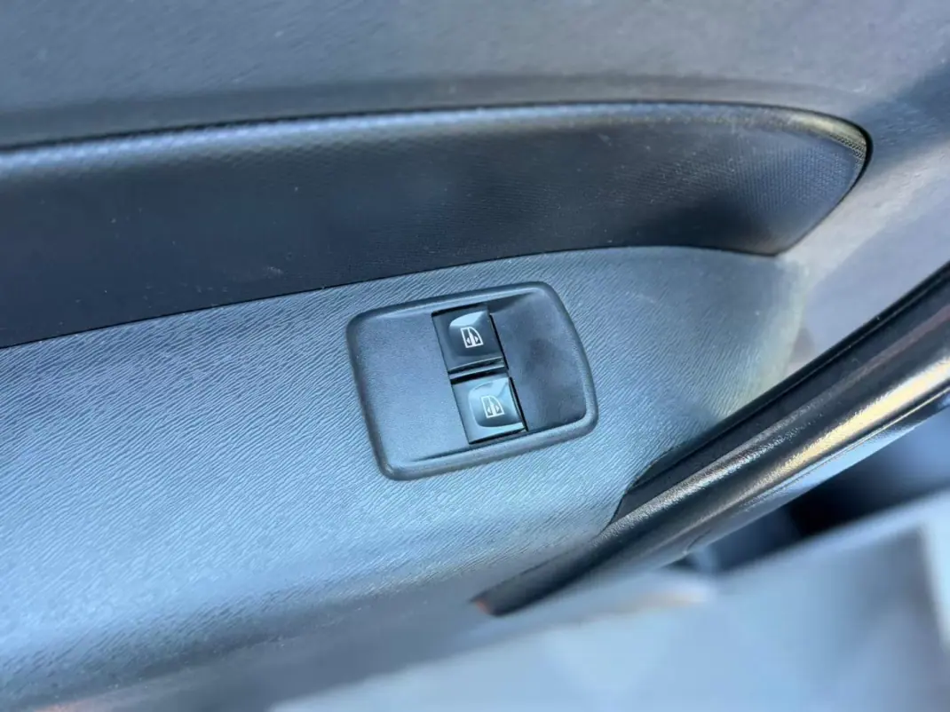 Mercedes-Benz Citan 109 cdi longa c/iva 2019 - 11900 EUR, 153847 km - AUTO.MOTO.pt - 153847km - foto 9 de 13