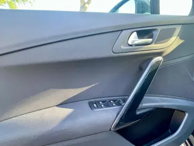 Peugeot 508 SW 2018 - 18280 EUR, 88700 km - AUTO.MOTO.pt - 88700km - foto 22 de 30