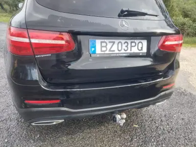 Mercedes-Benz GLC 250 2017 - 29700 EUR, 197300 km - AUTO.MOTO.pt - 197300km - foto 5 de 10