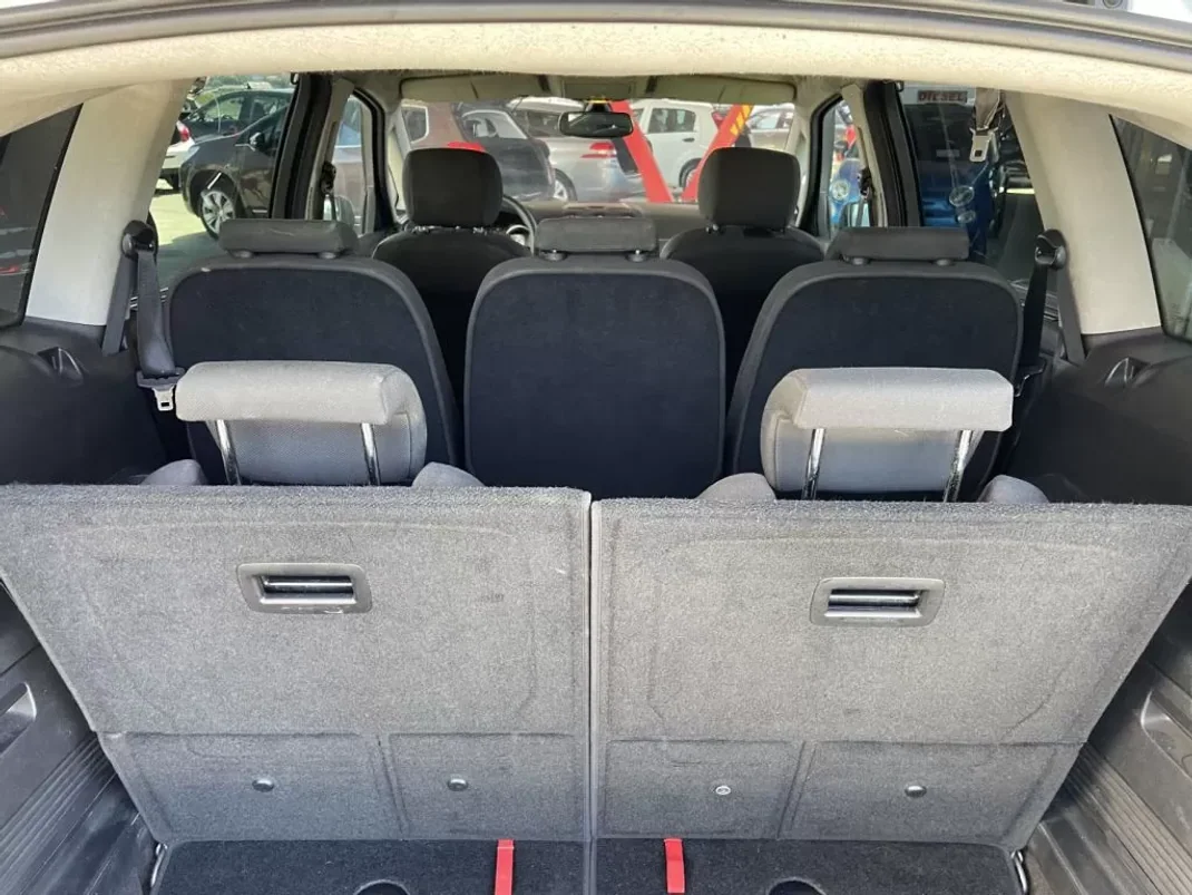 Ford S-Max 2007 - 6990 EUR, 269850 km - AUTO.MOTO.pt - 269850km - foto 15 de 18