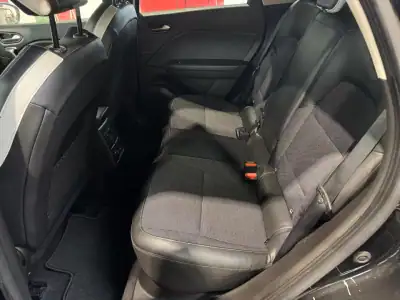 Renault Captur 2021 - 19250 EUR, 93431 km - AUTO.MOTO.pt - 93431km - foto 10 de 17