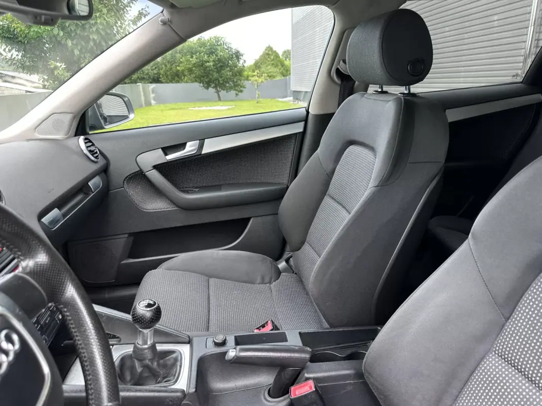 Audi A3 Sportback 2007 - 6900 EUR, 350000 km - AUTO.MOTO.pt - 350000km - foto 35 de 49