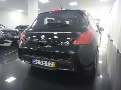 Peugeot 308 2012 - 7250 EUR, 172520 km - AUTO.MOTO.pt - 172520km - foto 35 de 50