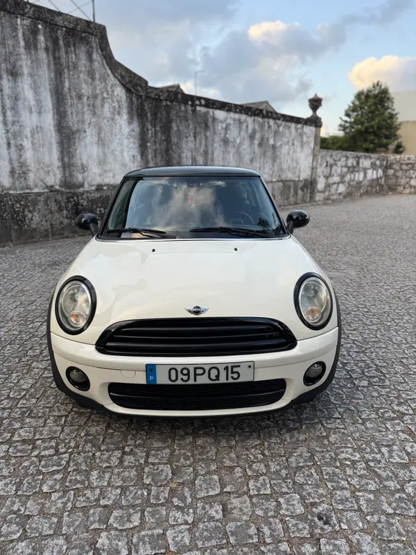 MINI Cooper 2008 - 5990 EUR, 235000 km - AUTO.MOTO.pt - 235000km - foto 2 de 13