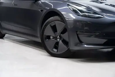 Tesla Model 3 2023 - 31950 EUR, 88000 km - 88000km - foto 4 de 48