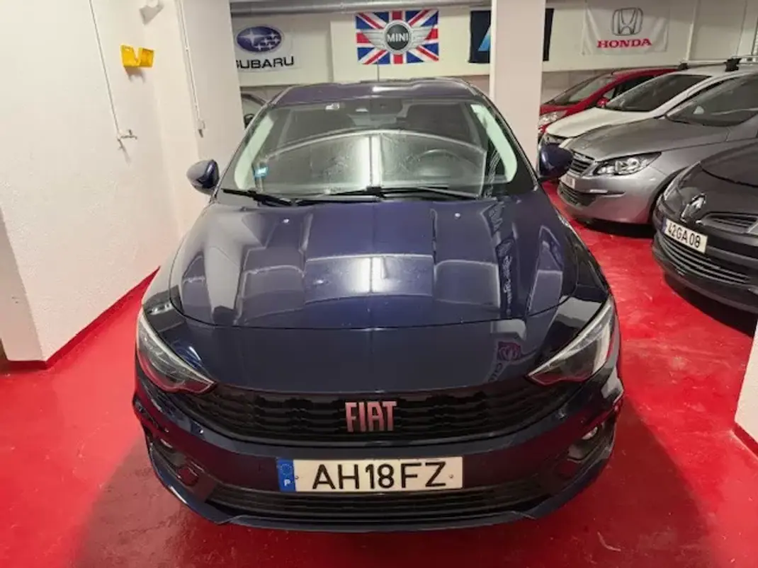 Fiat Tipo Station Wagon 2021 - 10750 EUR, 98000 km - AUTO.MOTO.pt - 98000km - foto 2 de 28