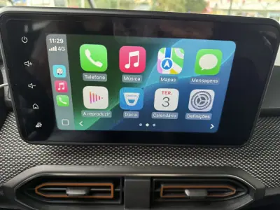 Dacia Sandero 2022 - 15600 EUR, 27510 km - AUTO.MOTO.pt - 27510km - foto 10 de 19