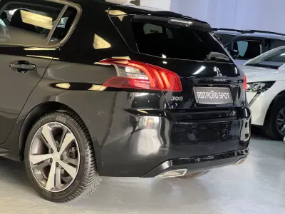 Peugeot 308 2019 - 10990 EUR, 130000 km - 130000km - foto 24 de 38