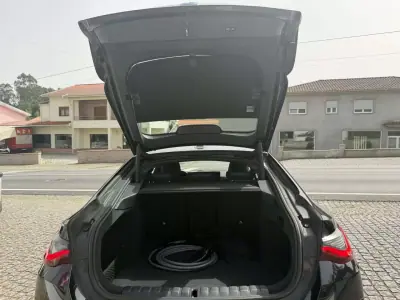 BMW i4 2022 - 36000 EUR, 129874 km - AUTO.MOTO.pt - 129874km - foto 9 de 9