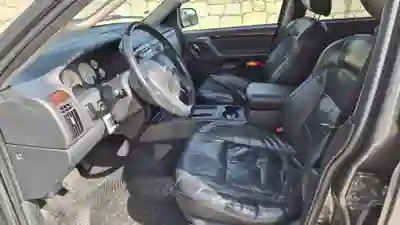 Jeep Grand Cherokee 2003 - 16900 EUR, 170000 km - AUTO.MOTO.pt - 170000km - foto 6 de 9