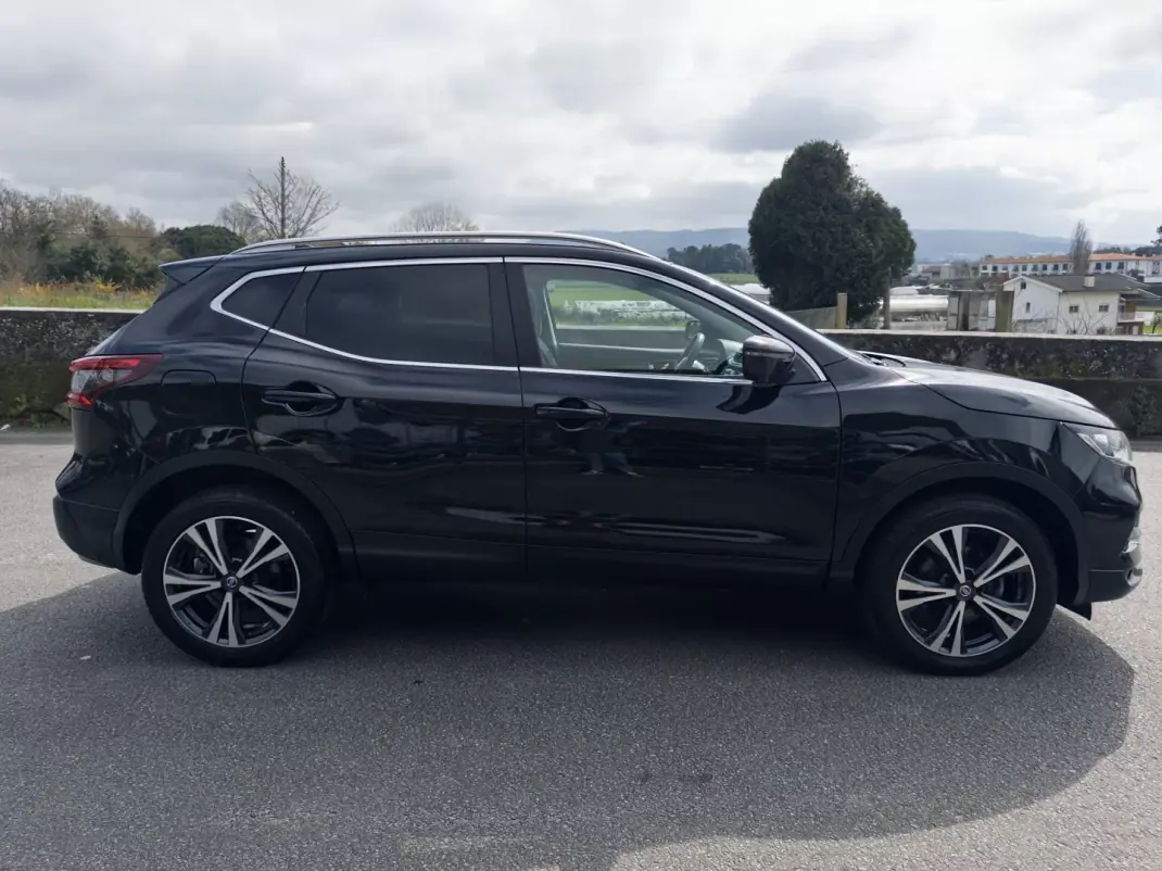 Nissan Qashqai 2018 - 17990 EUR, 156000 km - AUTO.MOTO.pt - 156000km - foto 8 de 36