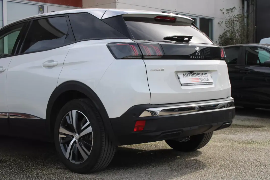 Peugeot 3008 2021 - 22490 EUR, 126000 km - AUTO.MOTO.pt - 126000km - foto 12 de 27