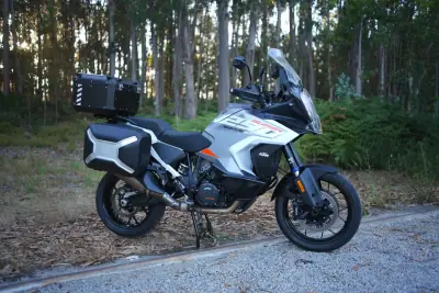 KTM 1290 Super Adventure 2023 - 17990 EUR, 32000 km - AUTO.MOTO.pt - 32000km - foto 3 de 46