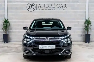 Citroën e-C4 2024 - 22950 EUR, 9452 km - AUTO.MOTO.pt - 9452km - foto 3 de 53