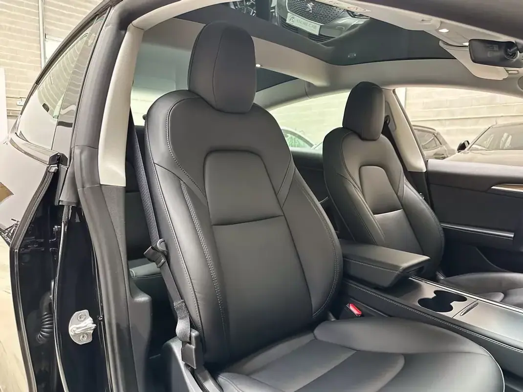 Tesla Model 3 2021 - 26450 EUR, 64959 km - AUTO.MOTO.pt - 64959km - foto 11 de 53