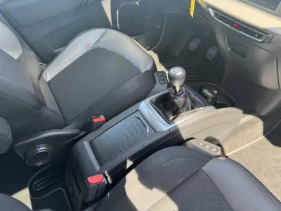 Citroën C4 Picasso 2015 - 14500 EUR, 138345 km - AUTO.MOTO.pt - 138345km - foto 38 de 39