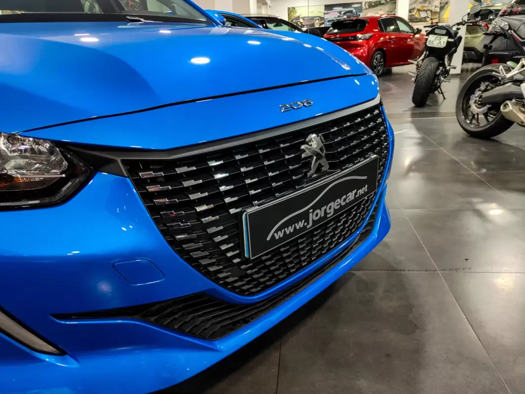 Peugeot 208 2019 - 14500 EUR, 90000 km - AUTO.MOTO.pt - 90000km - foto 7 de 60