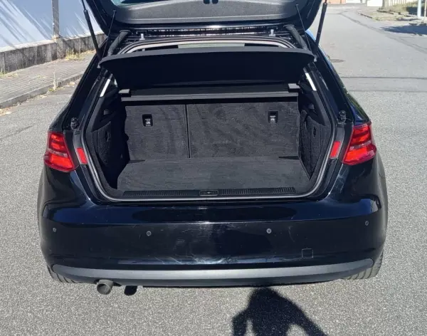 Audi A3 2016 - 11990 EUR, 206100 km - AUTO.MOTO.pt - 206100km - foto 9 de 16