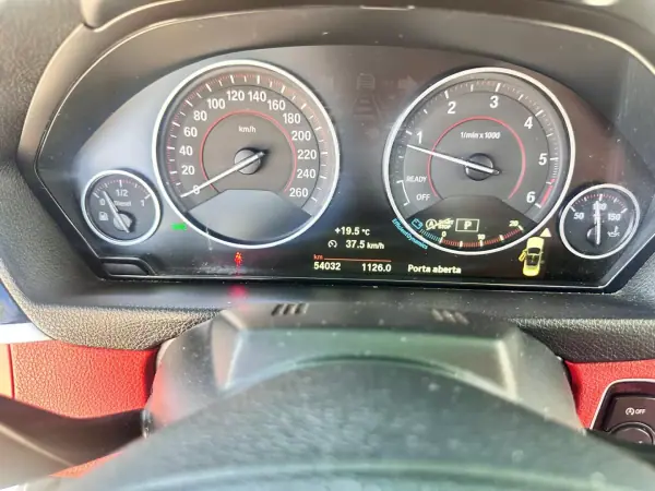 BMW 420 2018 - 35500 EUR, 54032 km - AUTO.MOTO.pt - 54032km - foto 14 de 18