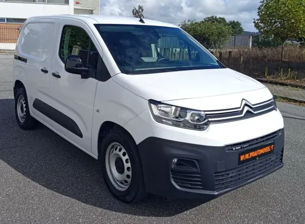 Citroën e-Berlingo 2023 - 17990 EUR, 29950 km - 29950km - foto 3 de 21