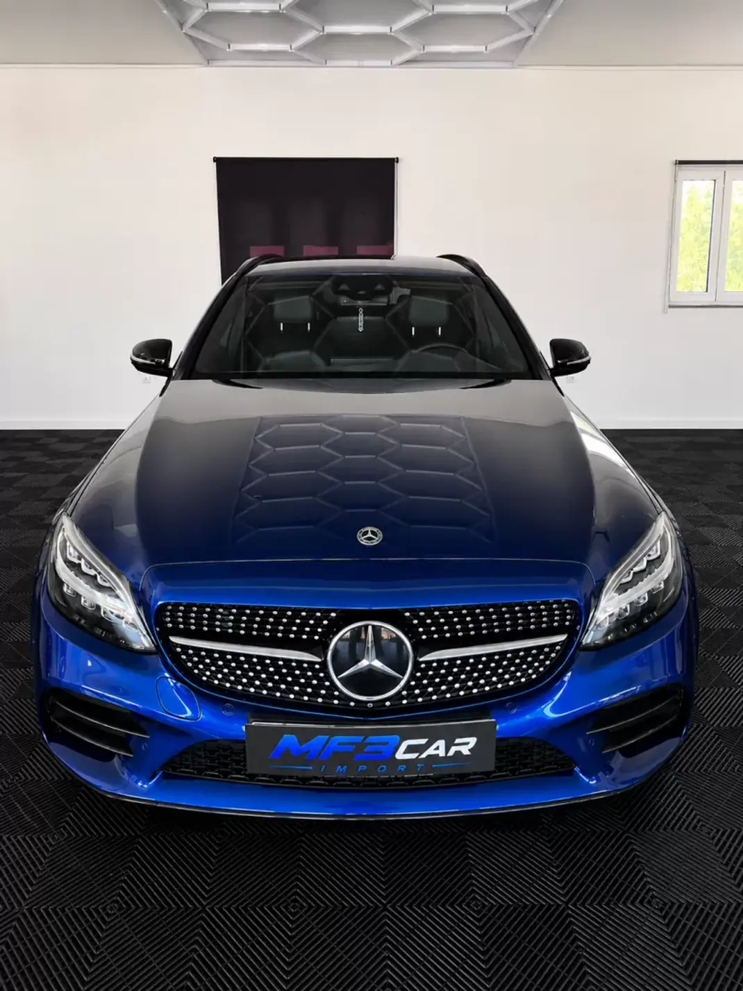 Mercedes-Benz C 300 2020 - 28490 EUR, 132309 km - 132309km - foto 2 de 11