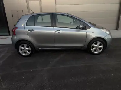 Toyota Yaris 2008 - 6500 EUR, 220615 km - AUTO.MOTO.pt - 220615km - foto 4 de 18