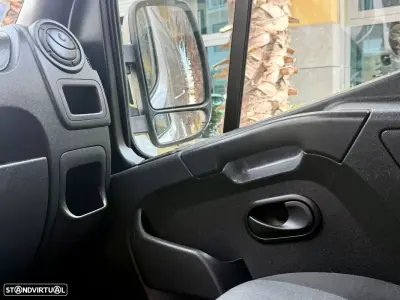 Renault Master 2.3 DCI L2H2 2020 - 17990 EUR, 144250 km - AUTO.MOTO.pt - 144250km - foto 10 de 38