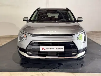 Kia Niro 2024 - 29500 EUR, 27615 km - AUTO.MOTO.pt - 27615km - foto 2 de 26