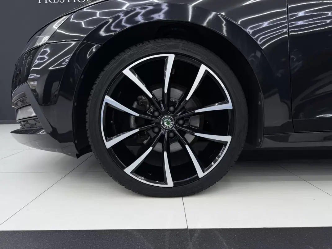 Skoda Octavia Break 2021 - 18450 EUR, 172148 km - 172148km - foto 19 de 48