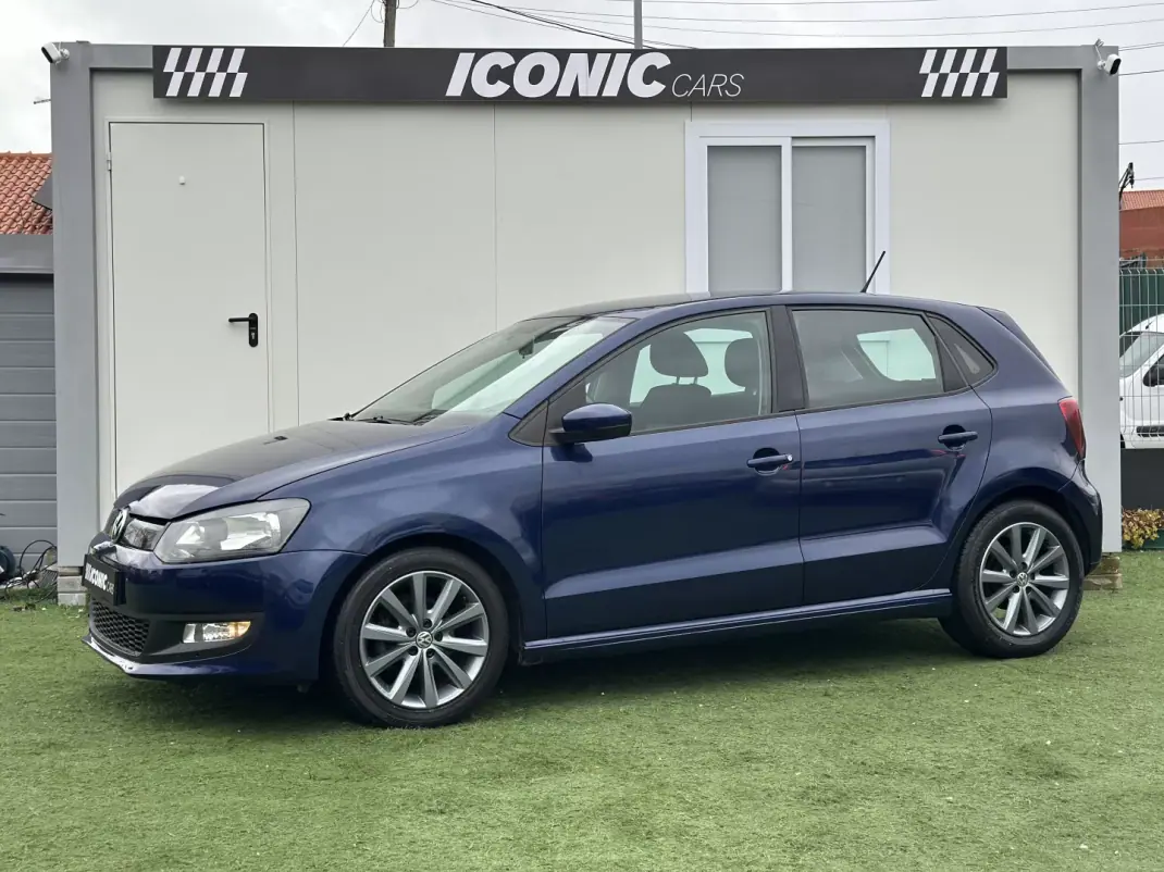 Volkswagen Polo 2010 - 7490 EUR, 151000 km - AUTO.MOTO.pt - 151000km - foto 1 de 30