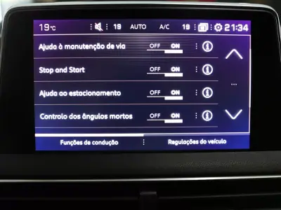 Peugeot 5008 2020 - 23900 EUR, 135000 km - AUTO.MOTO.pt - 135000km - foto 26 de 40