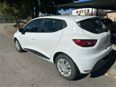 Renault Clio 2018 - 11500 EUR, 162000 km - 162000km - foto 4 de 11
