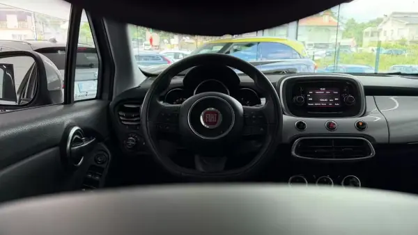Fiat 500X 2016 - 9990 EUR, 153299 km - AUTO.MOTO.pt - 153299km - foto 13 de 22