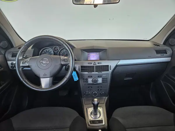 Opel Astra 2007 - 5750 EUR, 175000 km - AUTO.MOTO.pt - 175000km - foto 8 de 8