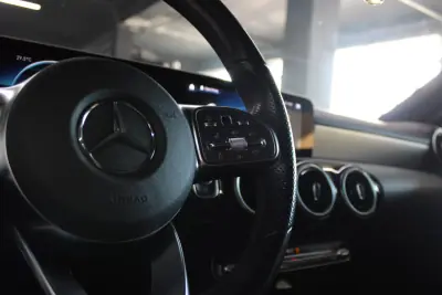 Mercedes-Benz CLA 180 2020 — foto 5 de 21