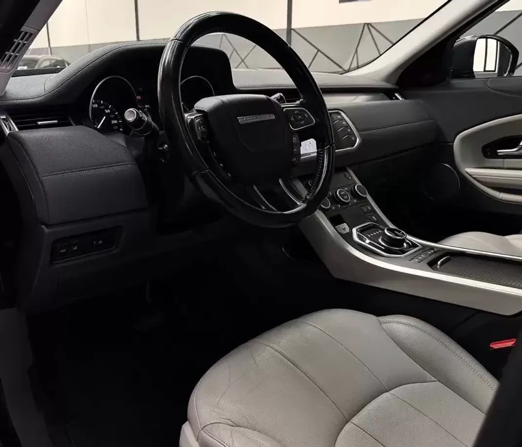 Land Rover Range Rover Evoque 2018 - 22850 EUR, 102825 km - AUTO.MOTO.pt - 102825km - foto 25 de 31
