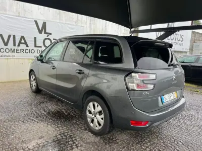 Citroën C4 Grand Picasso 2015 - 10900 EUR, 246000 km - AUTO.MOTO.pt - 246000km - foto 12 de 12