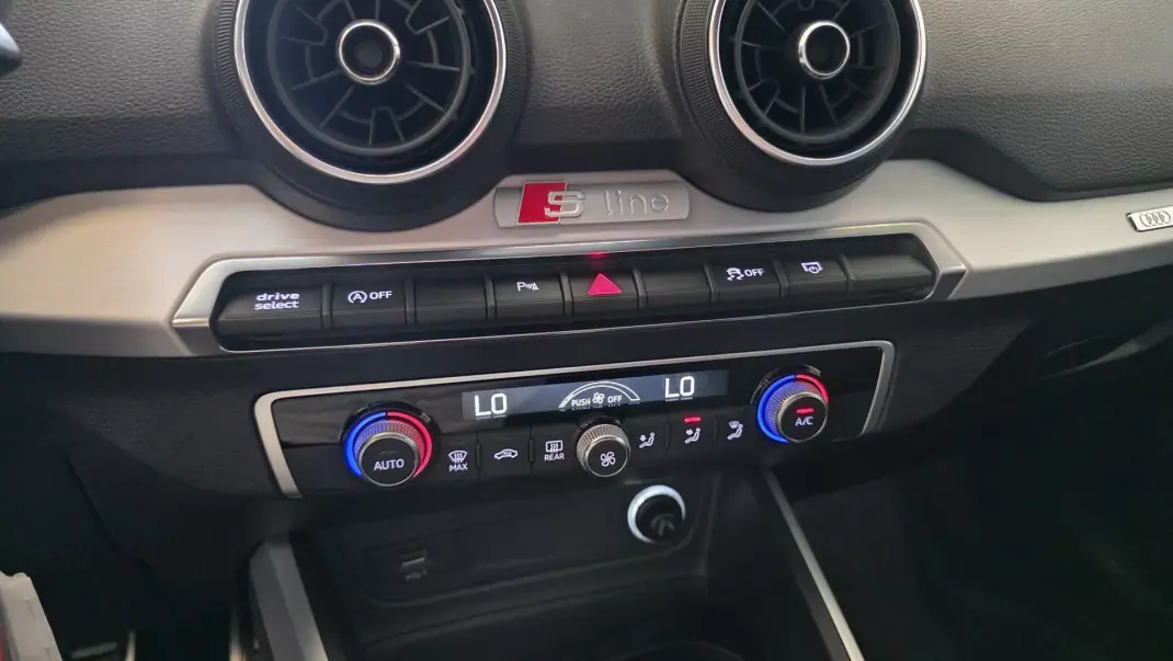 Audi Q2 2018 - 22500 EUR, 149812 km - AUTO.MOTO.pt - 149812km - foto 52 de 69