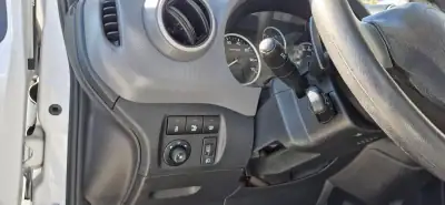 Citroën Berlindo 1.6 HDi Caixa Automatica 2018 - 12000 EUR, 180000 km - AUTO.MOTO.pt - 180000km - foto 7 de 19