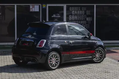 Fiat 500C 2012 - 12900 EUR, 136580 km - 136580km - foto 35 de 48