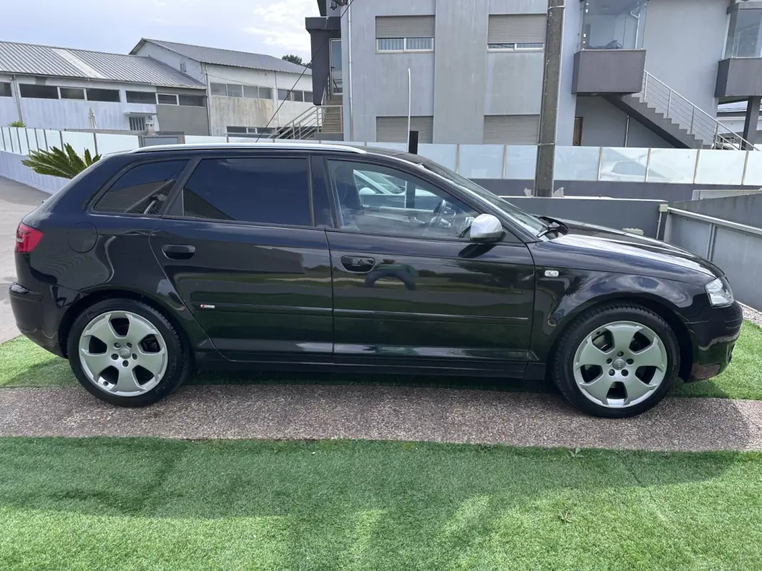Audi A3 Sportback 2007 - 6900 EUR, 350000 km - AUTO.MOTO.pt - 350000km - foto 8 de 49