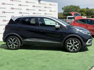 Renault Captur 2018 - 12990 EUR, 113813 km - AUTO.MOTO.pt - 113813km - foto 5 de 20
