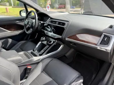 Jaguar I-Pace 2018 - 24900 EUR, 74650 km - AUTO.MOTO.pt - 74650km - foto 9 de 14